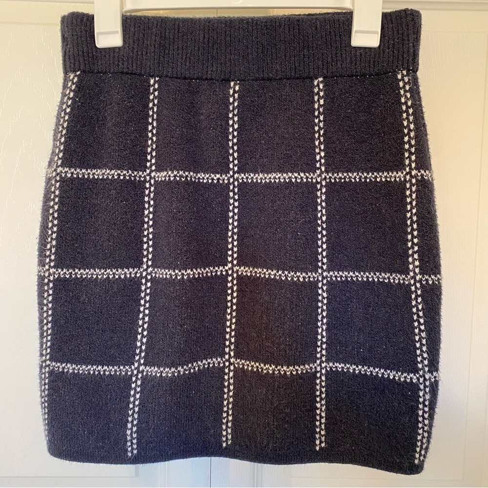 a new day Navy Knit Mini Skirt size medium